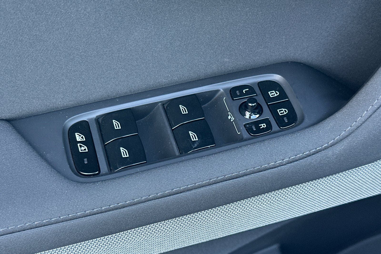 2024 Polestar 2 Long Range Dual Motor