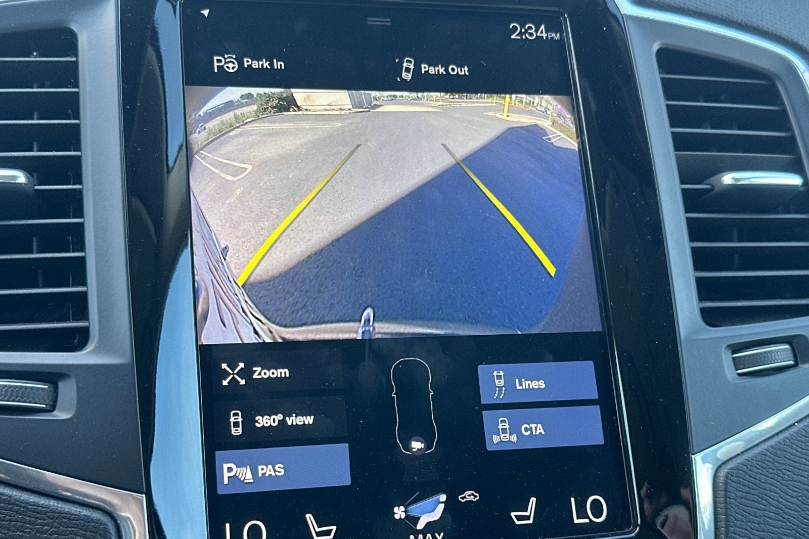 2019 Volvo XC90 T6 Momentum