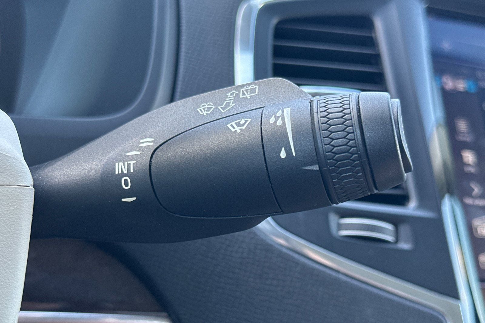 2019 Volvo XC90 T6 Momentum