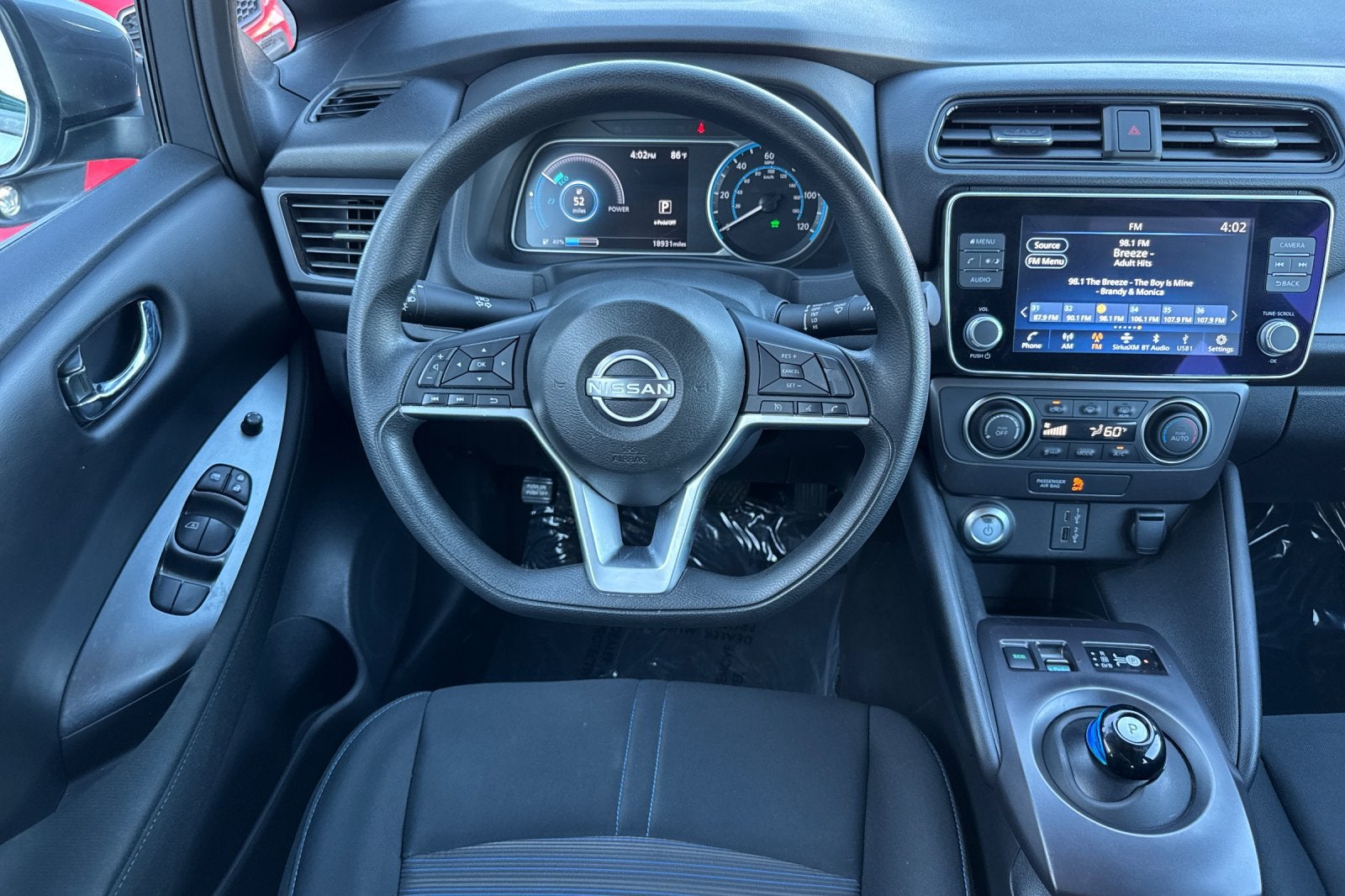 2025 Nissan Leaf S