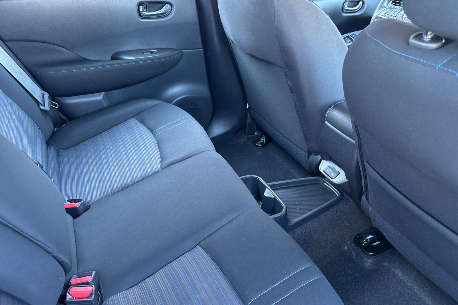 2025 Nissan Leaf S
