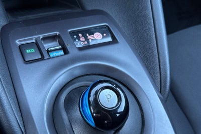 2025 Nissan Leaf S