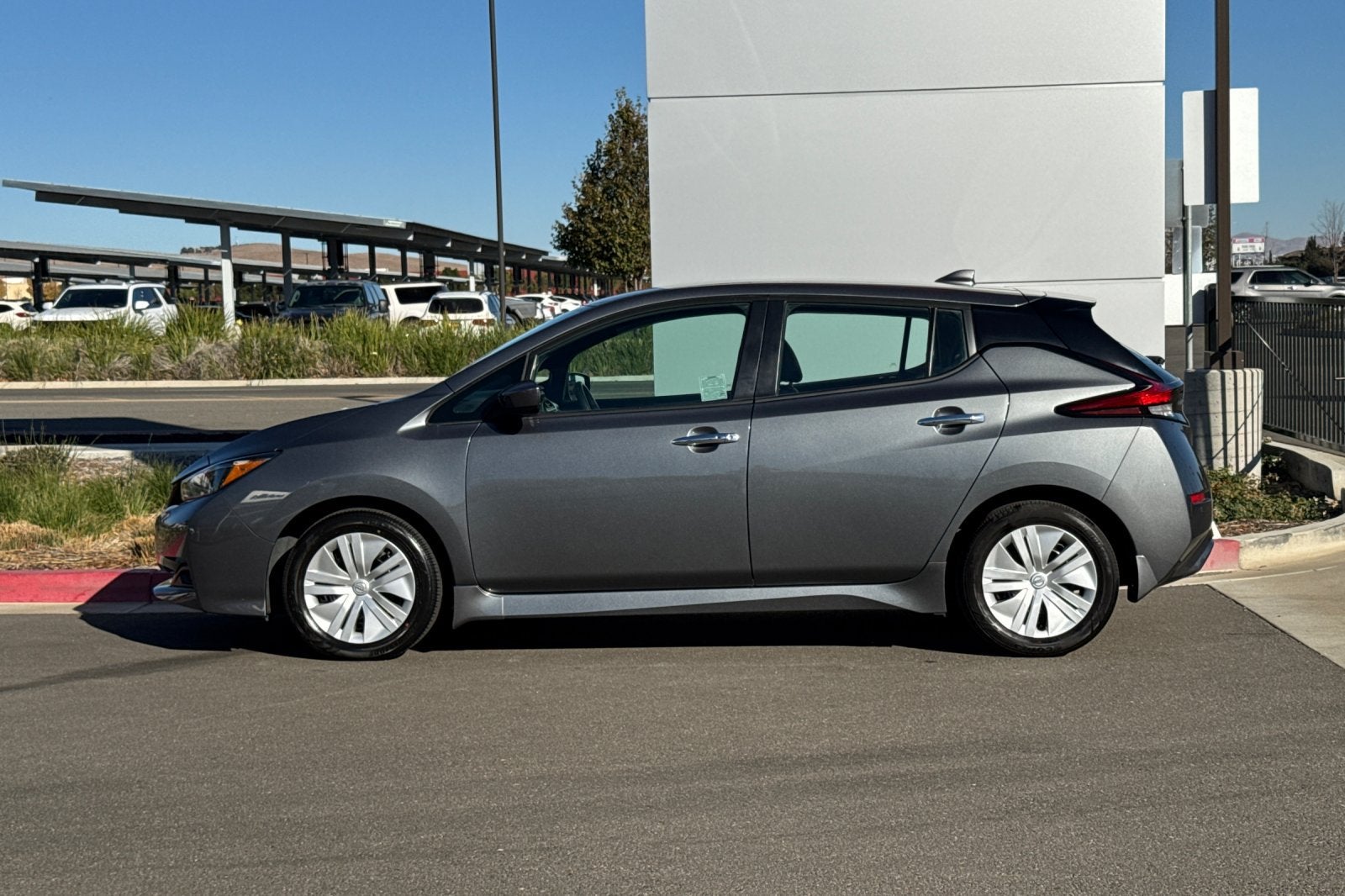 2025 Nissan Leaf S