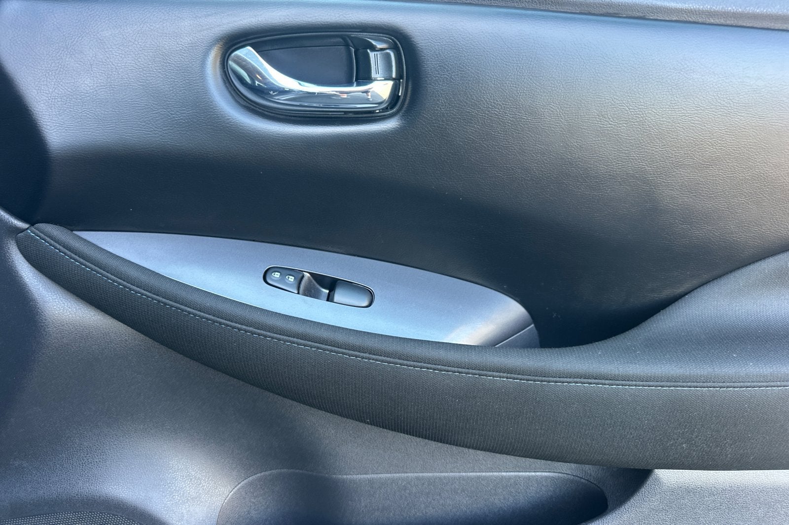 2025 Nissan Leaf S