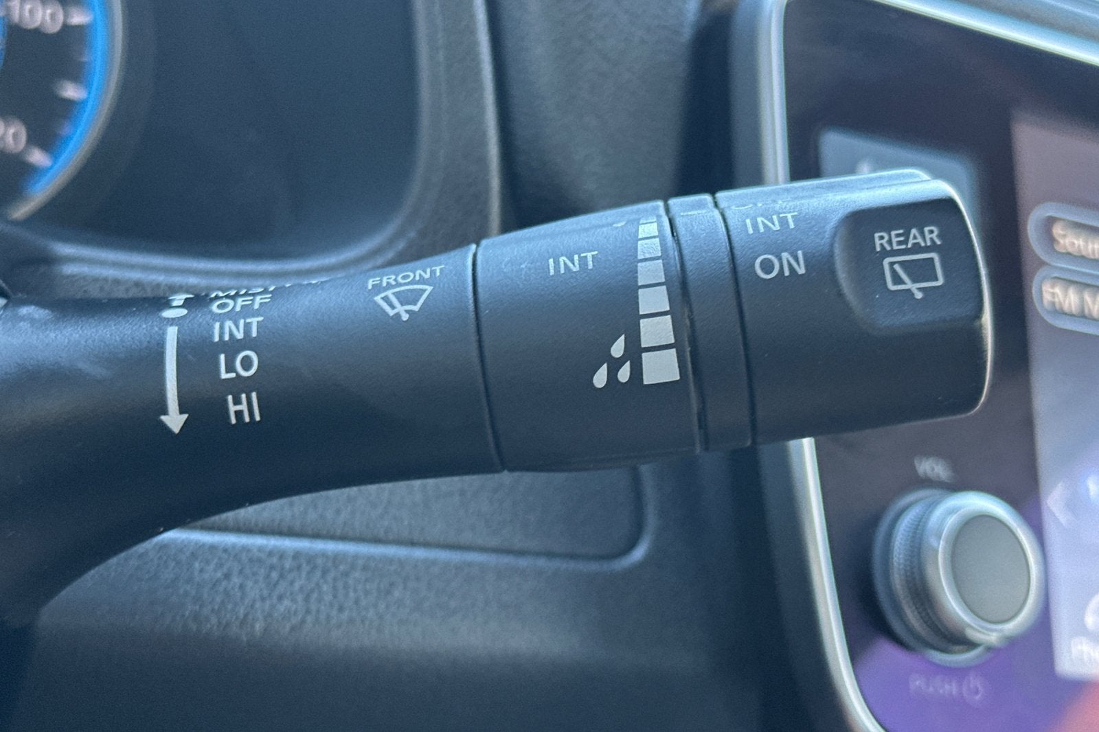 2025 Nissan Leaf S