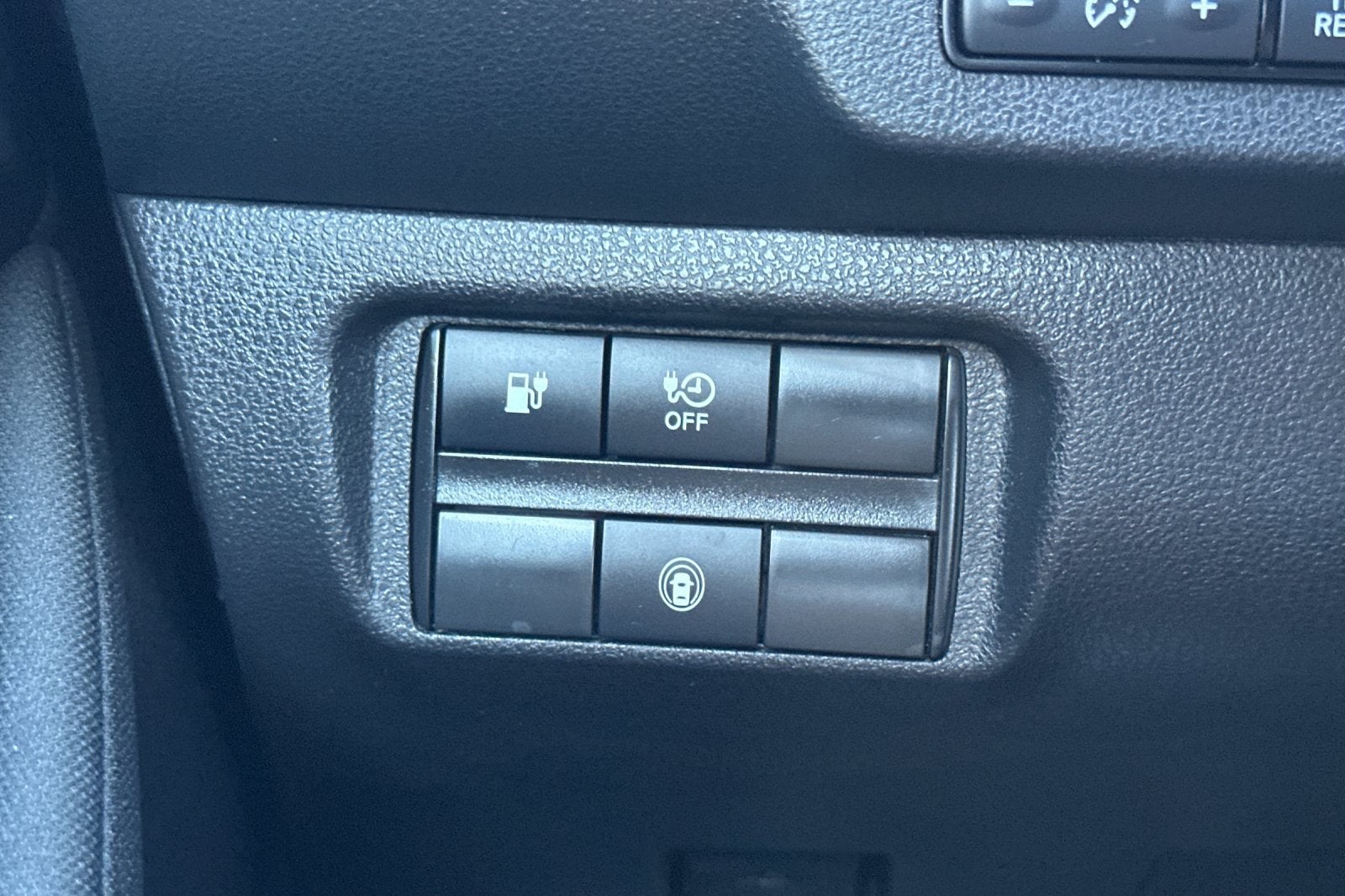 2025 Nissan Leaf S