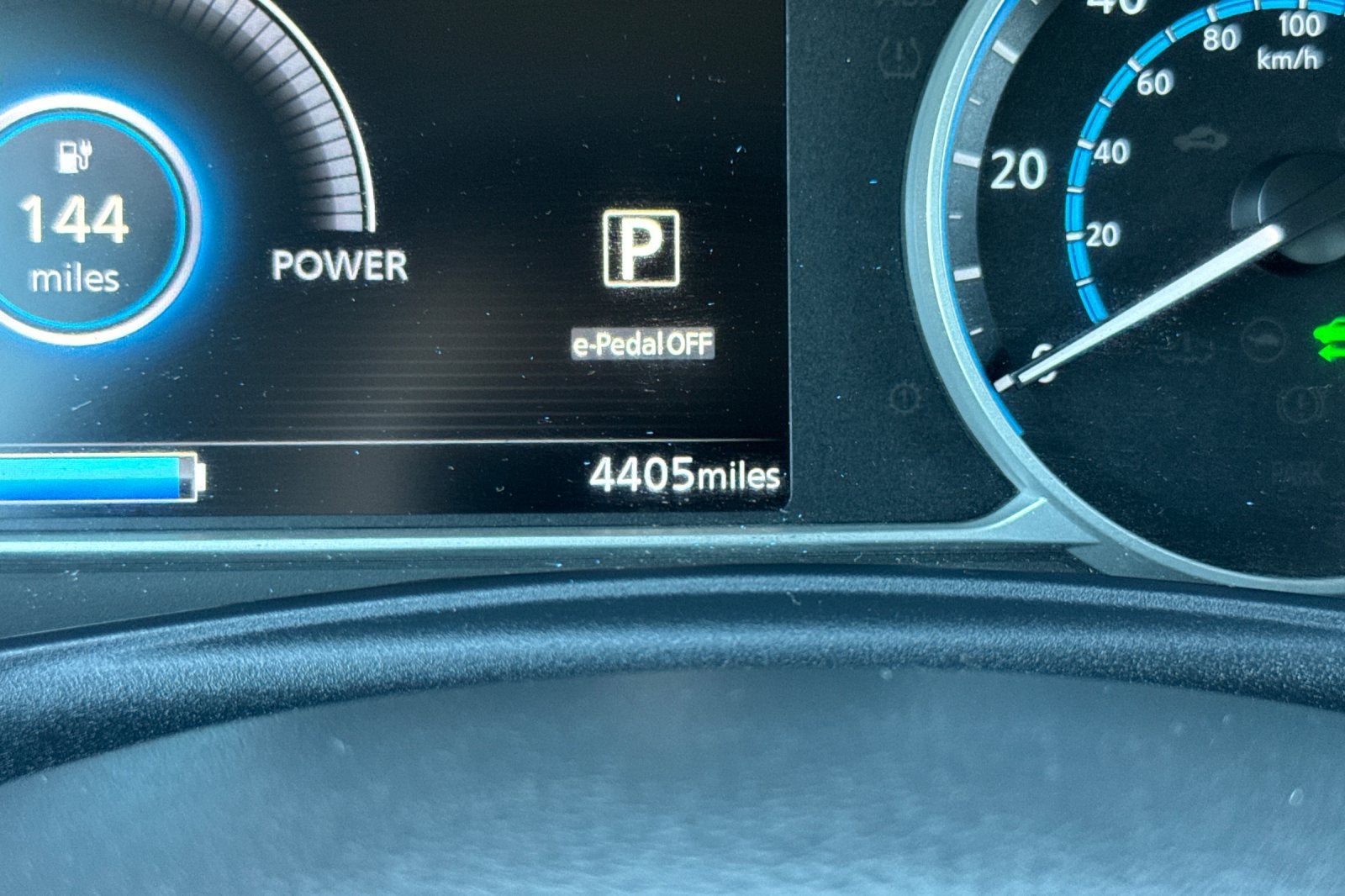 2025 Nissan Leaf S