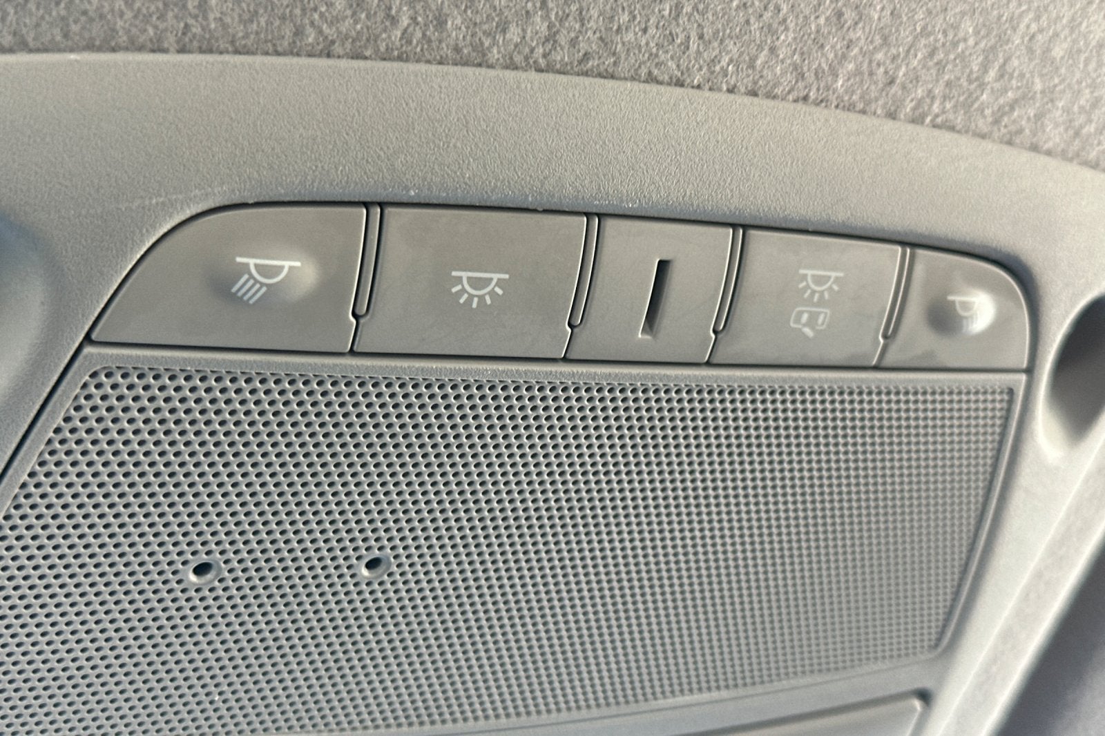 2025 Nissan Leaf S