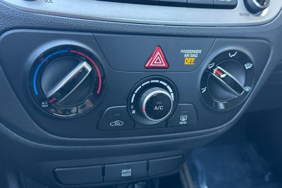 2022 Hyundai Accent SE