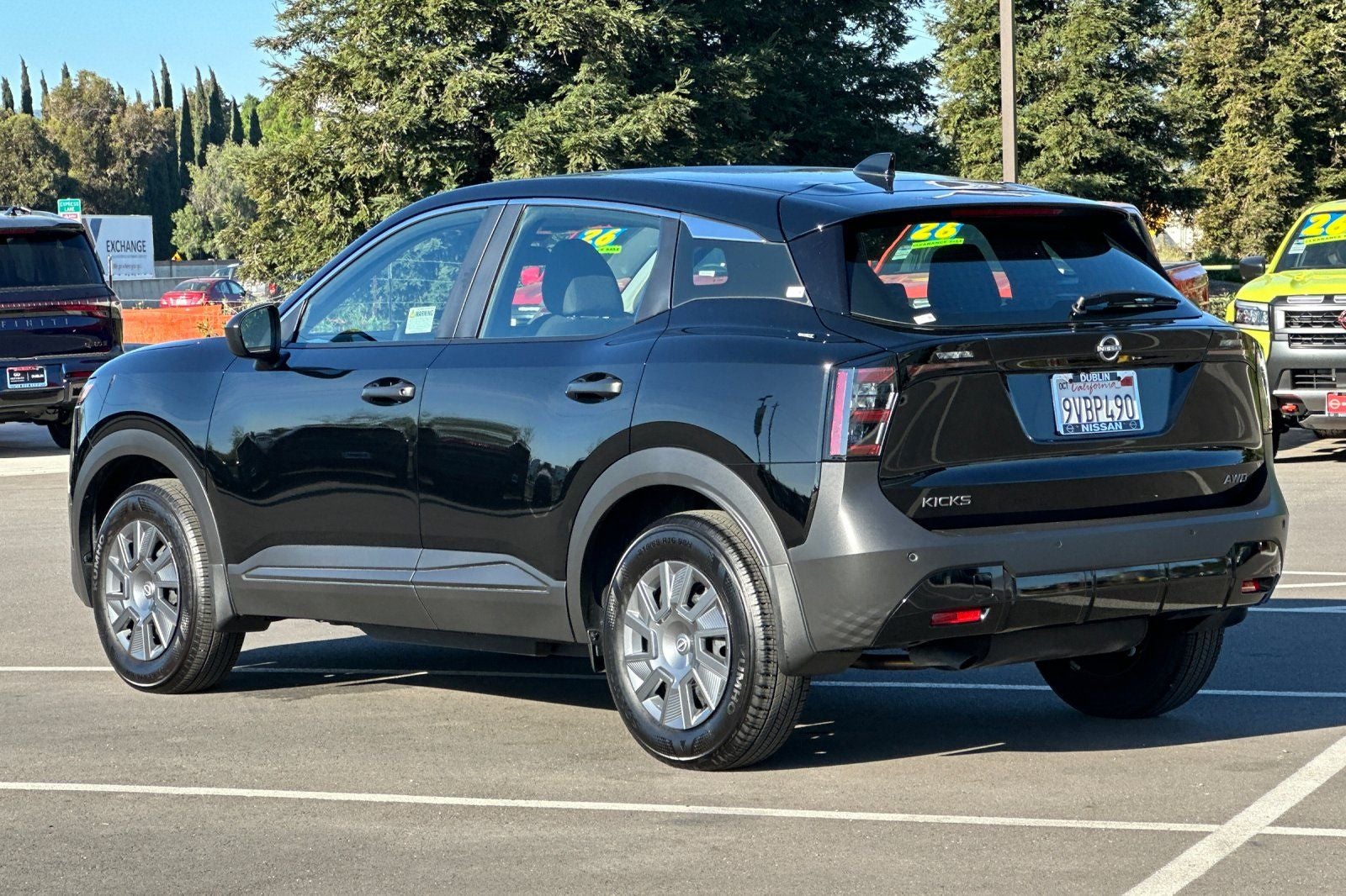 2025 Nissan Kicks S