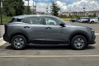 2025 Nissan Kicks S