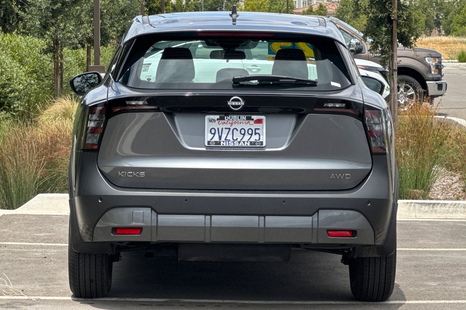 2025 Nissan Kicks S