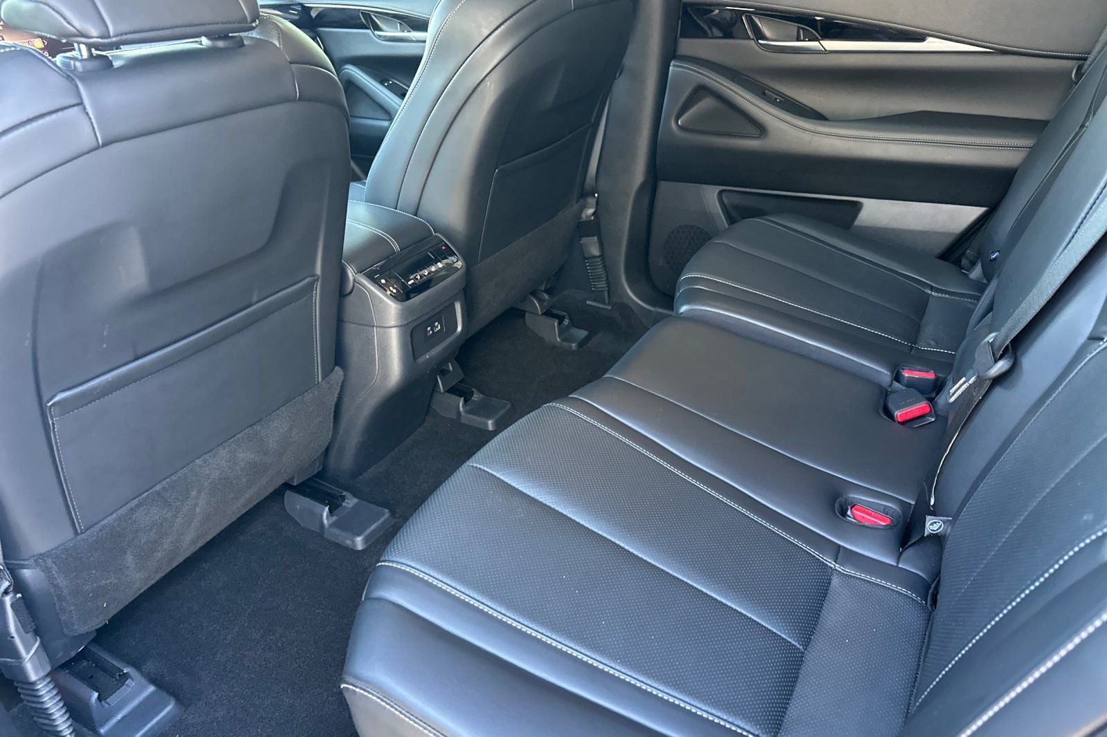 2025 INFINITI QX60 PURE