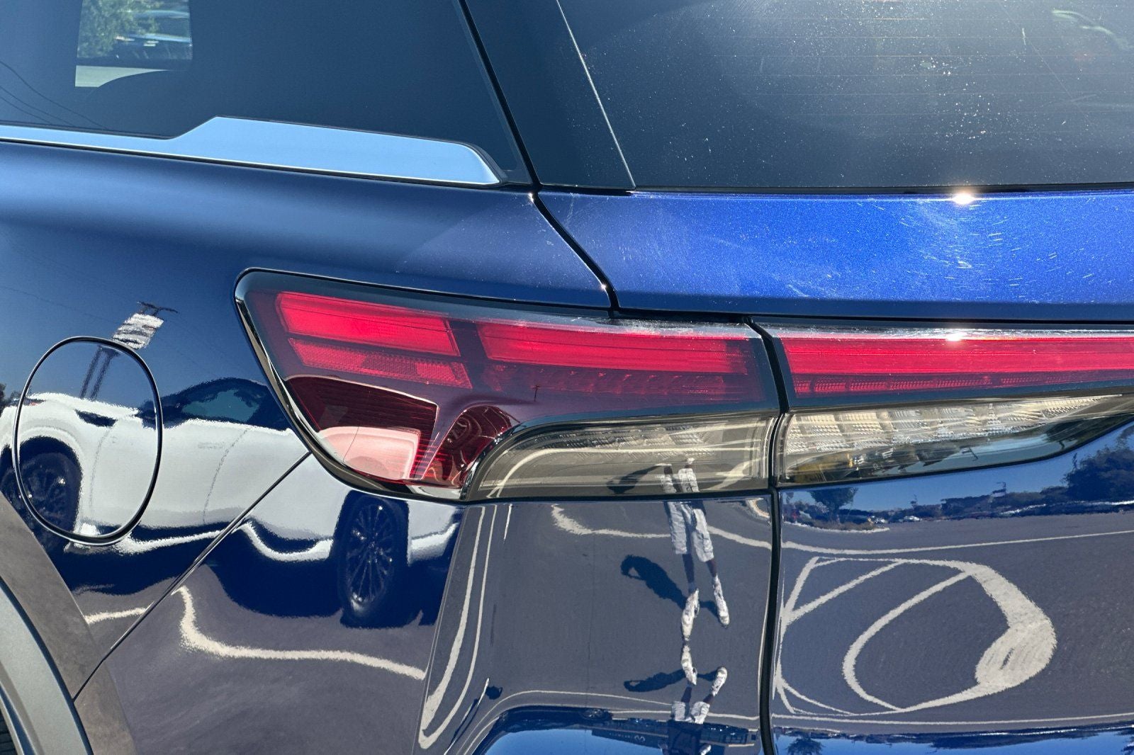 2025 INFINITI QX60 PURE