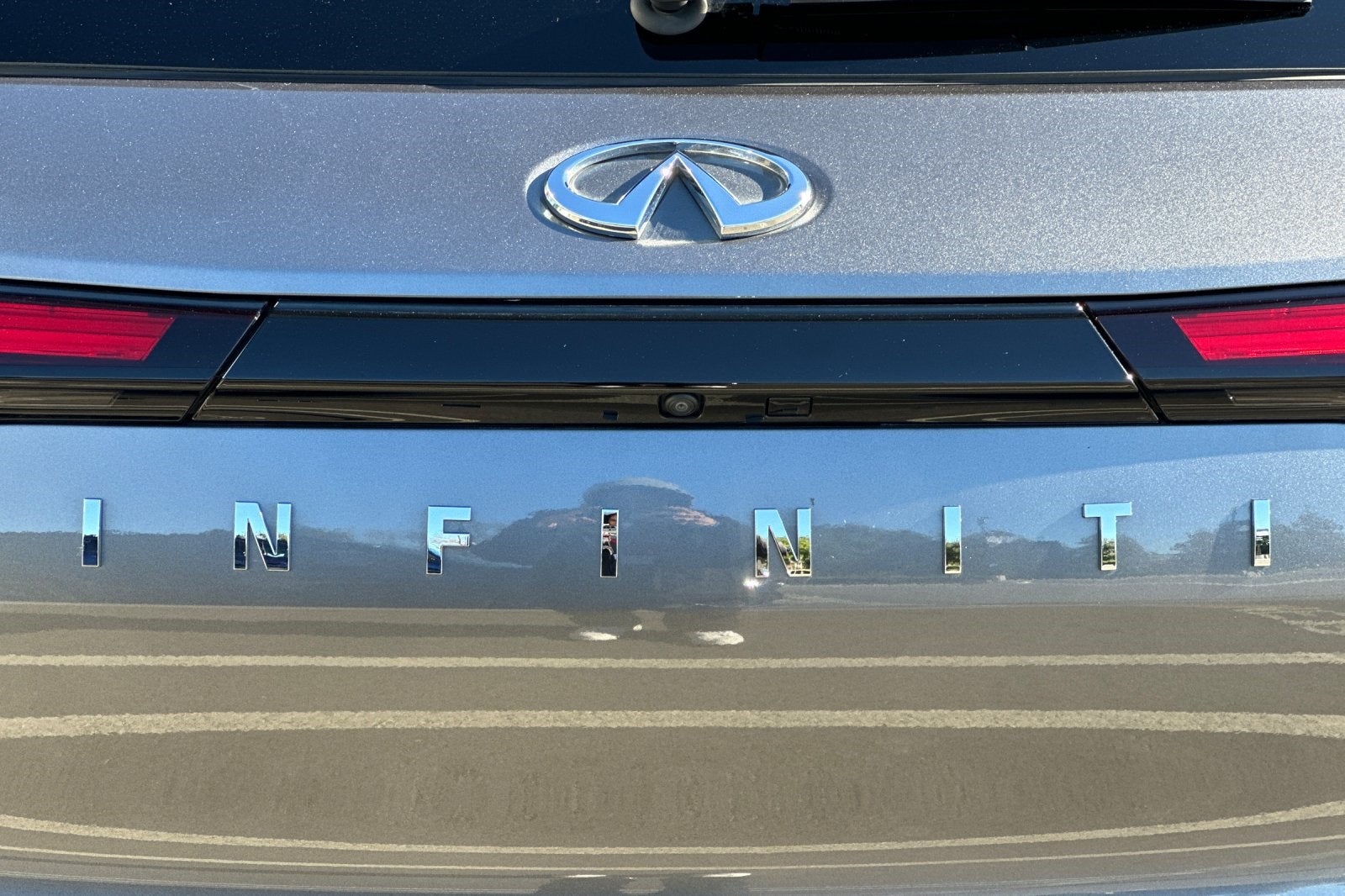 2025 INFINITI QX60 PURE