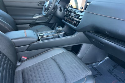 2025 Nissan Pathfinder Rock Creek