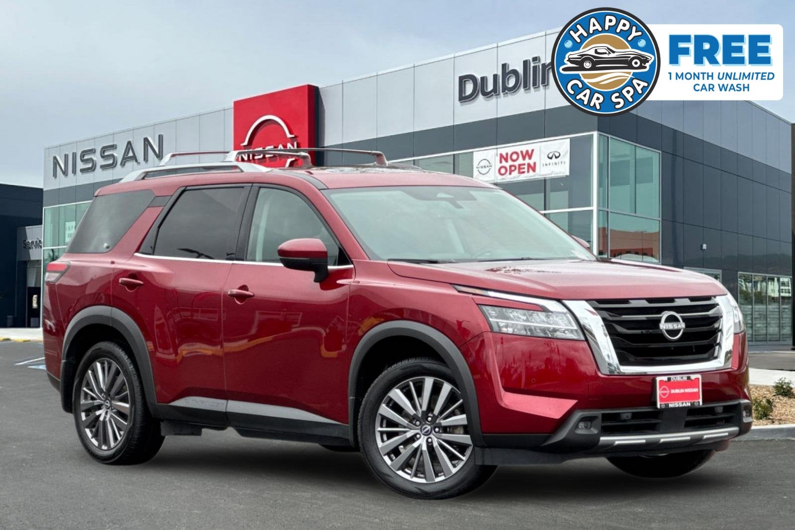 2023 Nissan Pathfinder SL