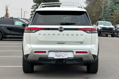 2023 Nissan Pathfinder Platinum