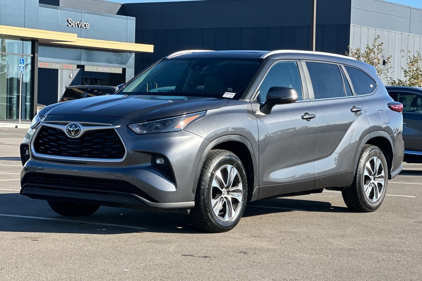 2023 Toyota Highlander XLE