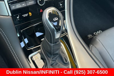 2022 INFINITI Q60 LUXE