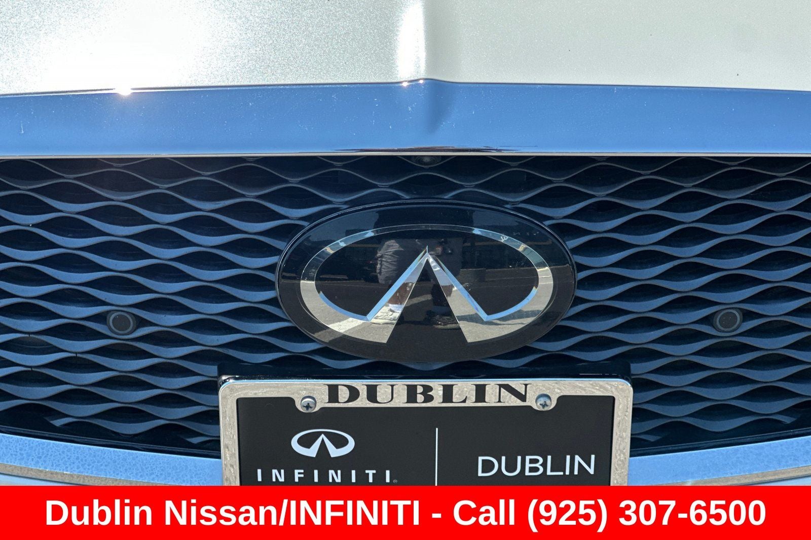 2022 INFINITI Q60 LUXE
