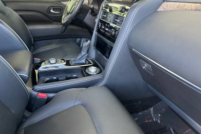2023 INFINITI QX80 Premium Select