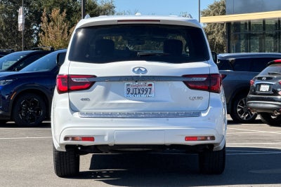 2023 INFINITI QX80 Premium Select