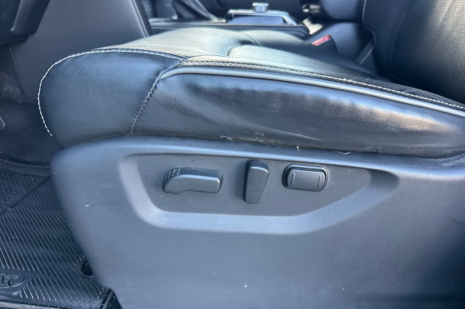 2023 INFINITI QX80 Premium Select