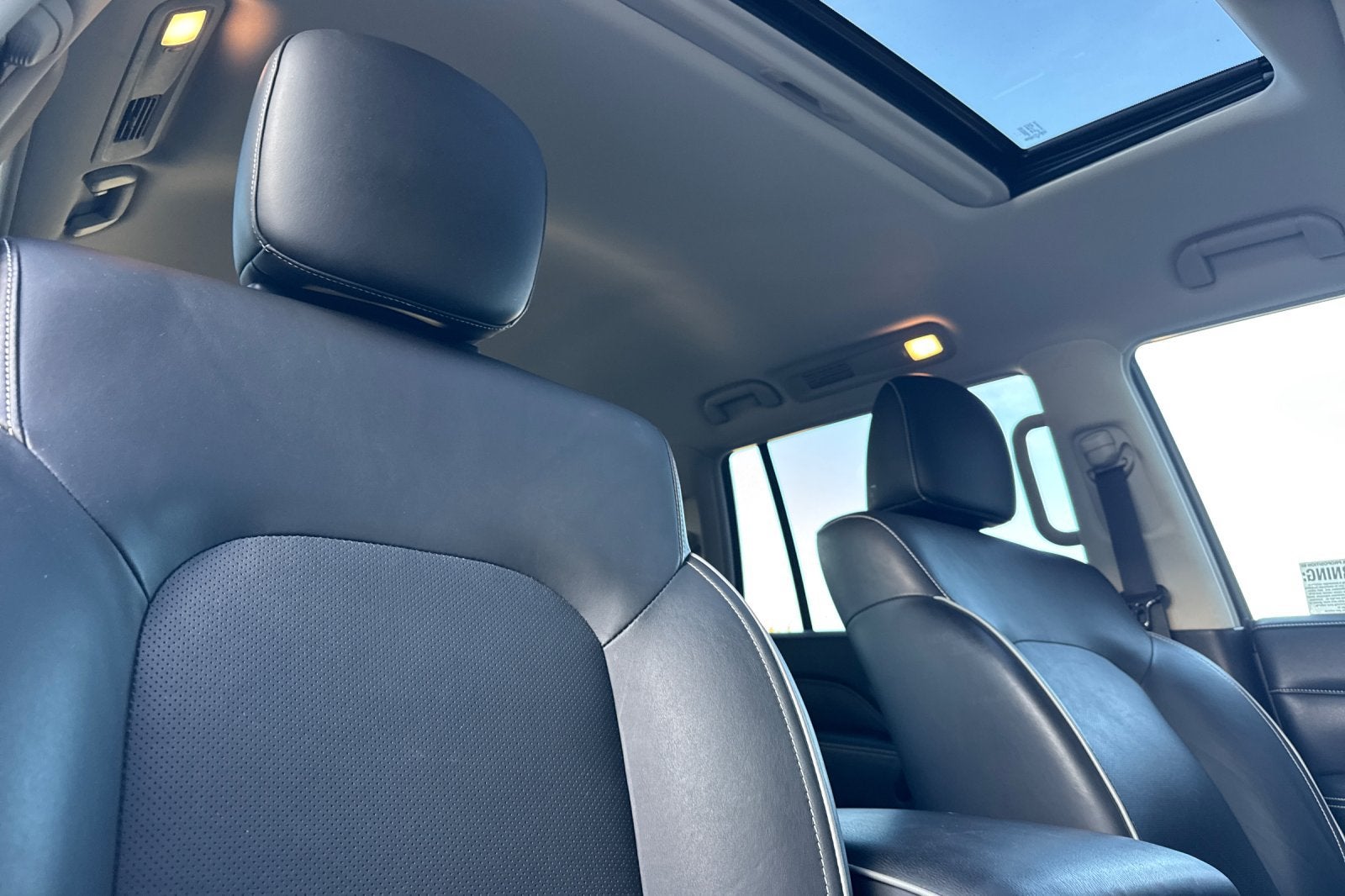 2023 INFINITI QX80 Premium Select