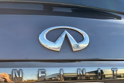 2023 INFINITI QX80 Premium Select