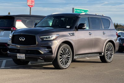2023 INFINITI QX80 Premium Select