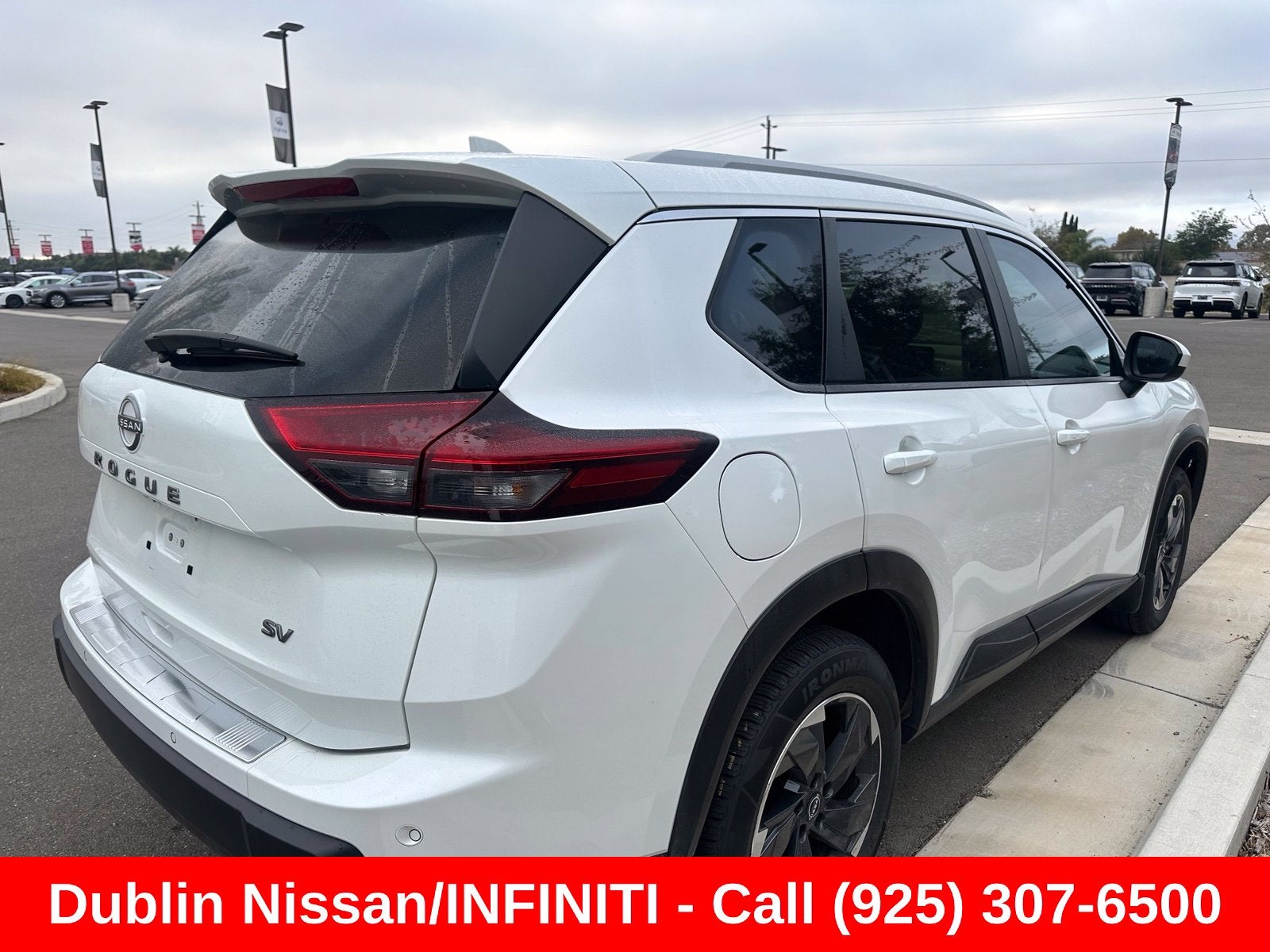 2024 Nissan Rogue SV