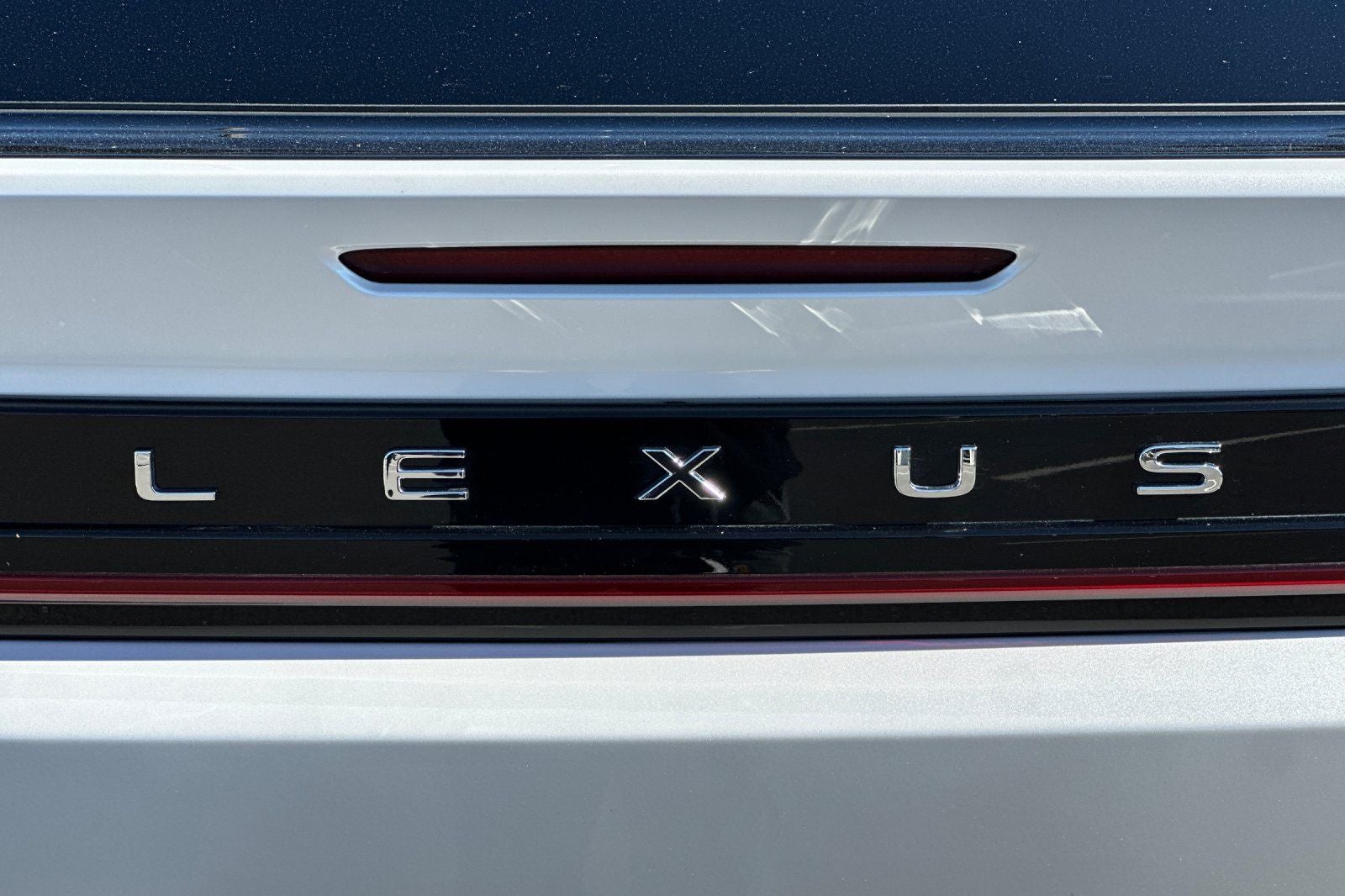 2023 Lexus RZ 450e Premium