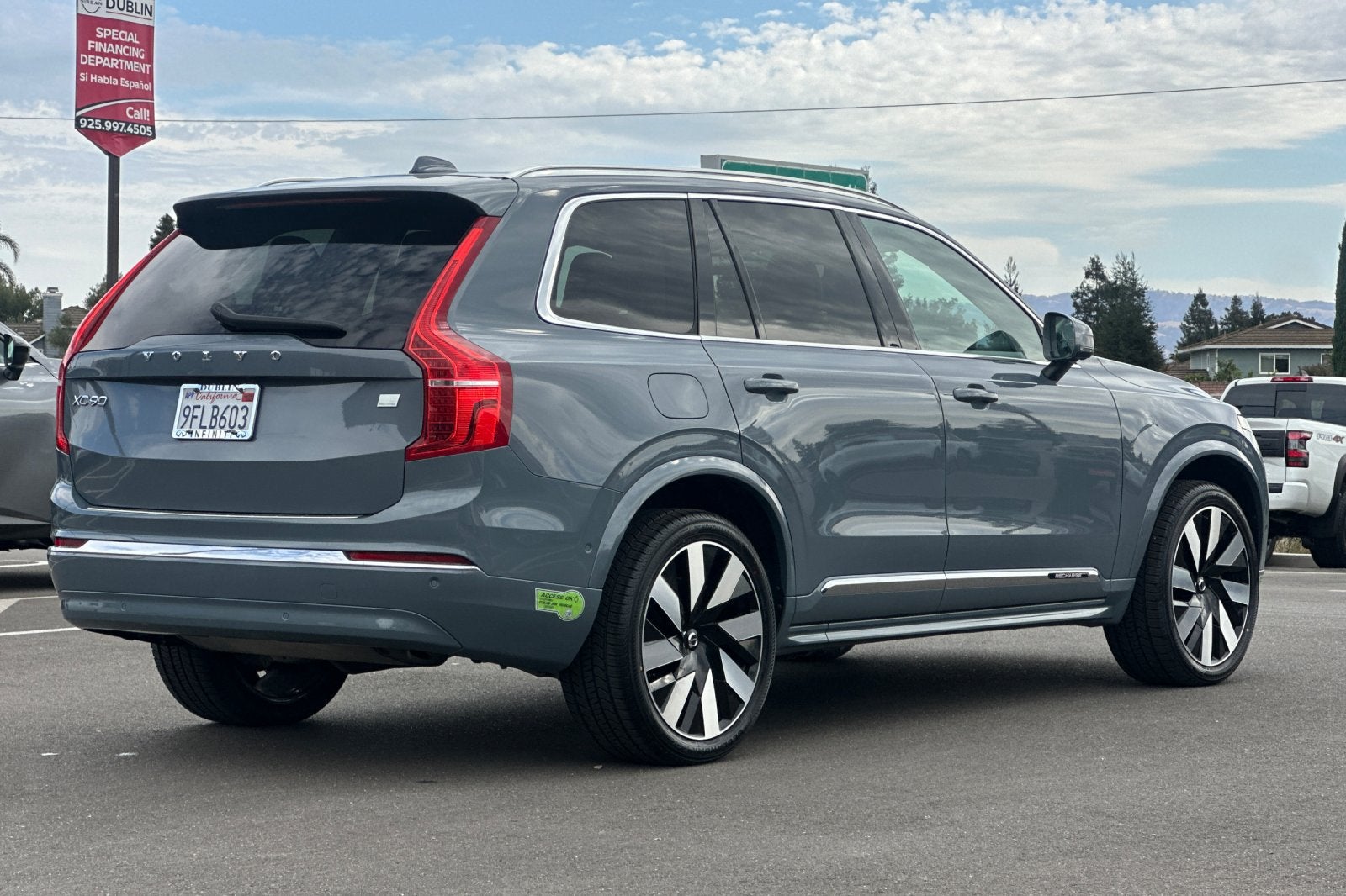 2023 Volvo XC90 Recharge Plug-In Hybrid Ultimate